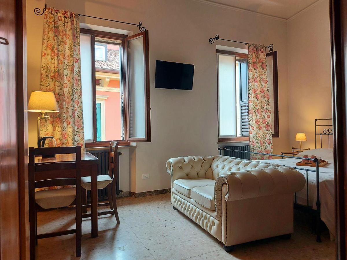 Elle Palace - Simply Elegant Verona Ngoại thất bức ảnh
