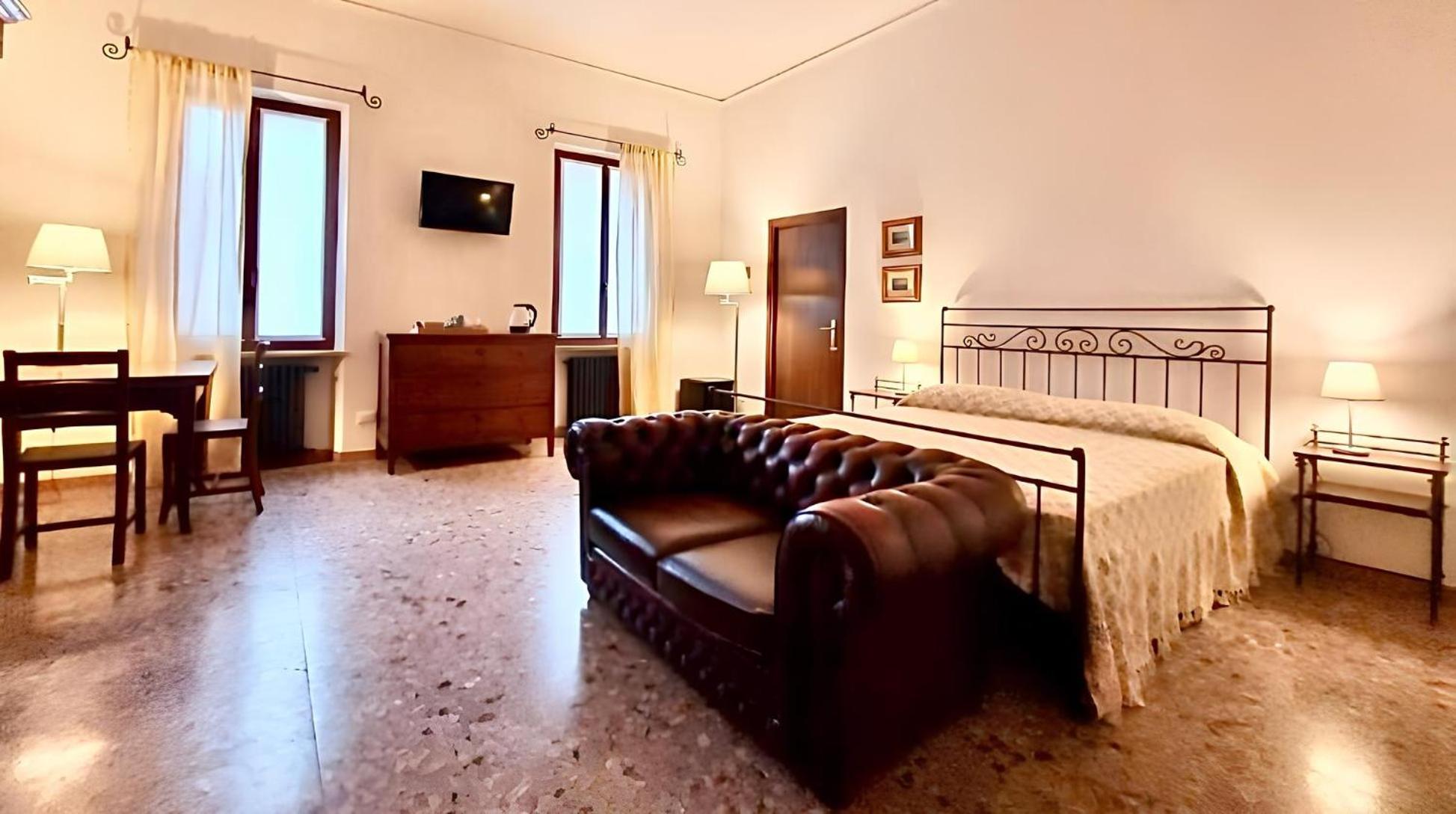 Elle Palace - Simply Elegant Verona Ngoại thất bức ảnh